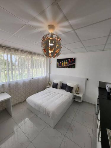 Hello-Guyane, Marina 3, Studio Prestige 5 étoiles (Hello-Guyane, Marina 3, Studio Prestige 5 etoiles) in 馬羅尼河畔聖洛朗