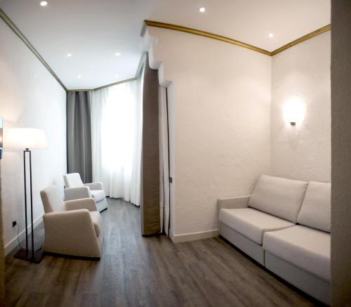 Hotel Diana - image 6