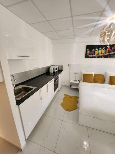 Hello-Guyane, Marina 4, Studio Prestige 5 étoiles (Hello-Guyane, Marina 4, Studio Prestige 5 etoiles) in 馬羅尼河畔聖洛朗