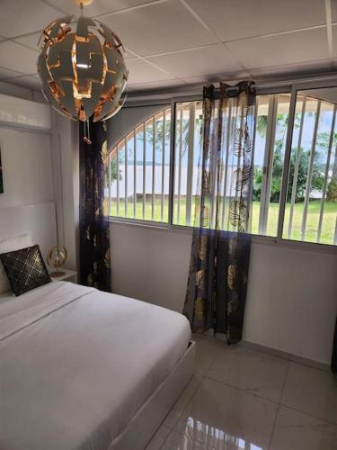Hello-Guyane, Marina 5, Studio Prestige 5 étoiles, Saint-Laurent du Maroni (photo 4)