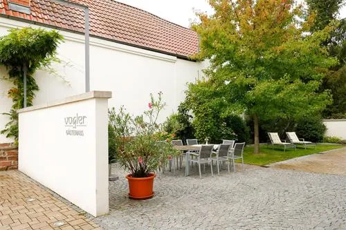 Gästehaus Vogler in Heuchelheim-Klingen, Deutschland