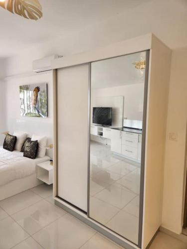 Hello-Guyane, Marina 6, Suite Prestige 5 étoiles, Saint-Laurent du Maroni (photo 7)
