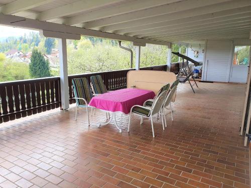 Balcony/terrace, Apartment by Worthersee with Pool in Techelsberg