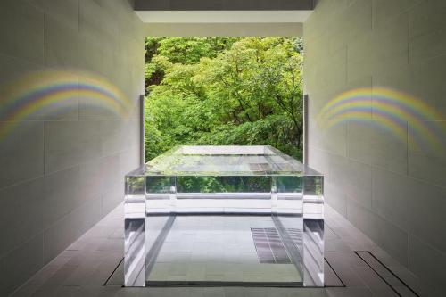 Japanese-Style Modern Art Suite Room with Open-Air Hot Spring Bath【Kohoo】