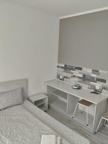 Park Hotel - image 7