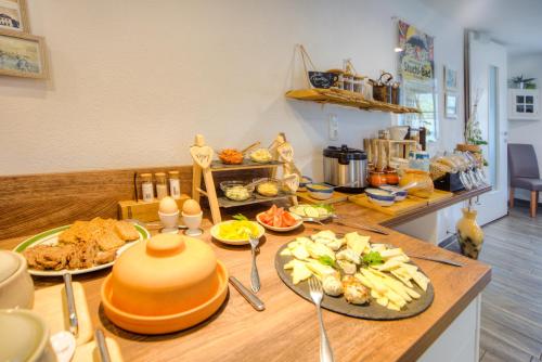 餐飲選擇, 赫梅茲博格酒店 (Seepension Hemetsberger) in 蒙德西