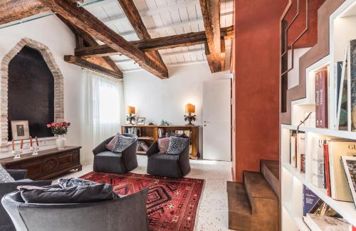 Apartment Cà Brunilda-luxury penthouse with terrace, Venice
