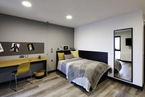 Cosy Ensuite Bedrooms at Aspen House in Dublin