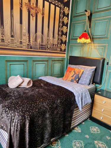 The Mercury Blackpool - image 11