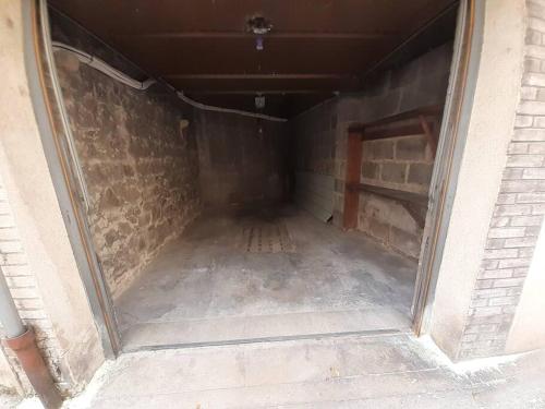 Classé 4 étoiles - Cybèle - Centre ville 2 Chambres, cour privative et Garage (Classe 4 etoiles - Cybele - Centre ville 2 Chambres, cour privative et Garage) in เวียน