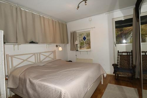 Nice independent holiday apartment on Saro