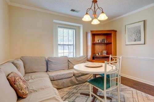 Southaven Vacation Rental about 10 Mi to Graceland! in Southaven, USA