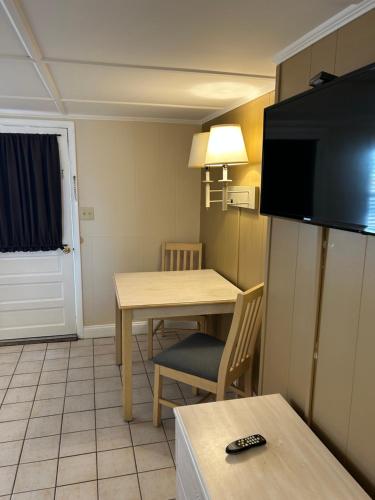 The Admiral Hotel/Motel – Ocean City, MD