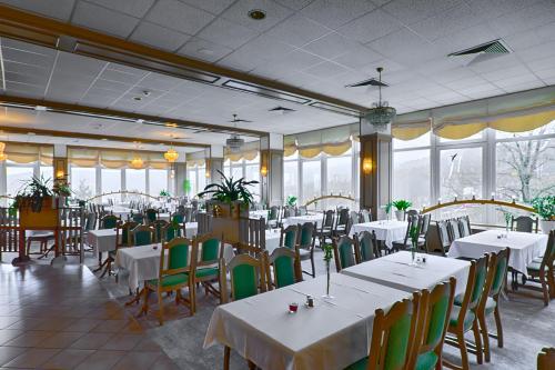 餐廳, Panorama Hotel Oberwiesenthal im Erzgebirge in 上維森塔爾