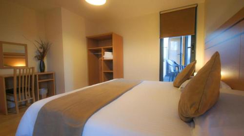 hotel photo