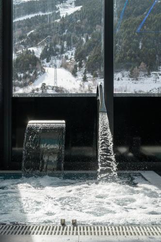 spa, El Tarter THE MIRROR & SPA luxury apartments in El Tarter