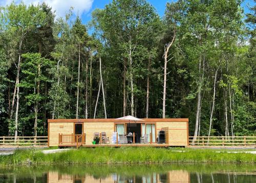 Eksterijer hotela, Woodland Lakes Boutique Lodges in North Duffield