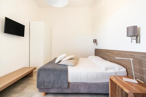Superior Double or Twin Room with Garden View image 1