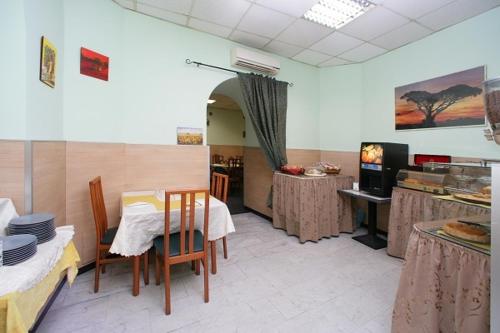 Hotel Le Tre Stazioni - image 4