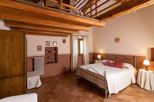 Bargiolina Room Type - One-Bedroom Apartment - Split Level