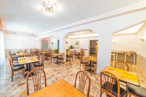 Hotel Grand Prix 2