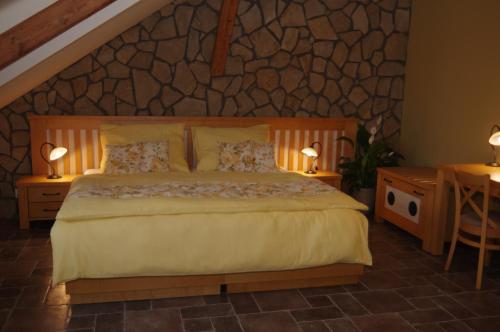 Hotel a restaurace Palfrig - image 7