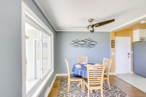 Waterfront Algoma Vacation Rental on Lake Michigan in Algoma, USA