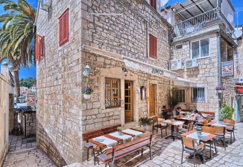 Couple's Getaway in the Center of Hvar w/Sea View 1