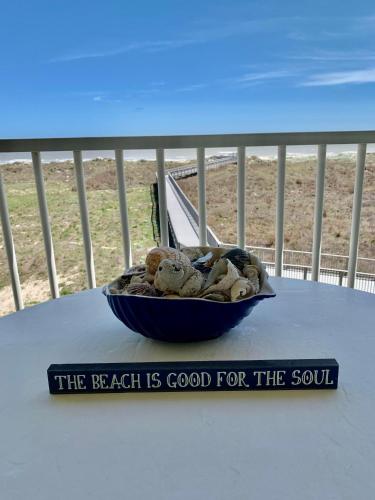 3001GC Beautiful condo with Panoramic Views of Gulf, Shared Pool & Boardwalk in Port Aransas, USA
