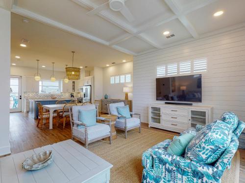 Southern Cross in Dorado Dunes Newly Built Home, Walk to Beach, Private Pool, Golf Cart Entire Stay in Port Aransas, USA