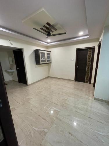 Furnished 3 BHK in Prime Location Near Arilova - 3rd Floor