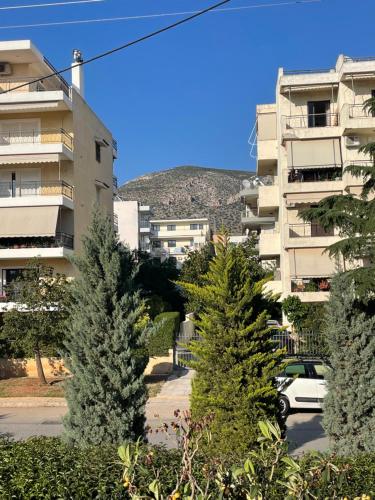 Spacious modern 2 bedroom apartment south coast of Athens