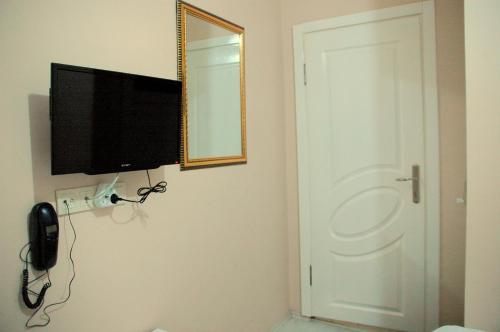 Tolga Hotel - image 8