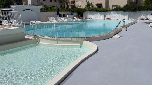 Hotel Riviera - image 8