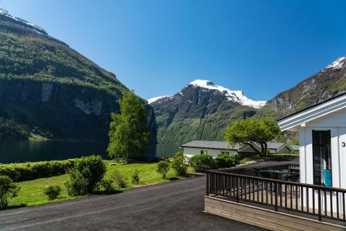 Geirangerfjorden Feriesenter - Hotel - Geiranger