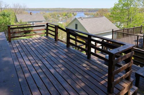 Historic Saugerties Home with Deck River Views! in Saugerties, USA