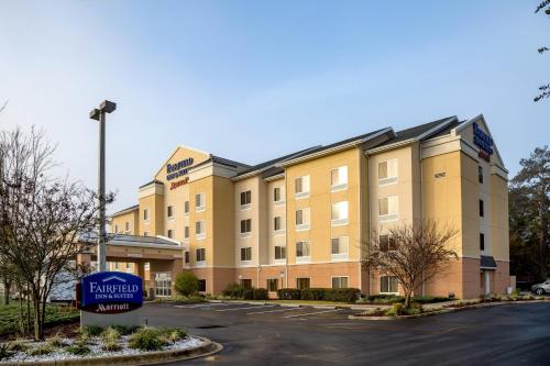 Fairfield Inn & Suites Lake City