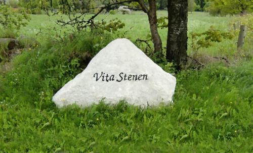 Vita Stenen Rum och Restaurang