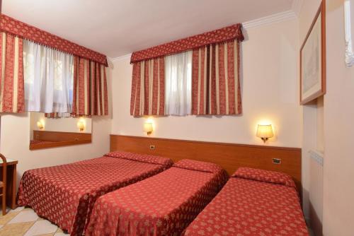 Hotel Chicago, Рим (фото 6)