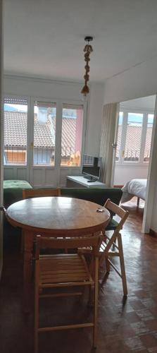  Luminoso, céntrico y silencioso apartamento in Jaca