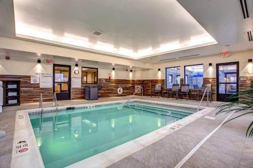 Fairfield Inn & Suites by Marriott Springfield Holyoke