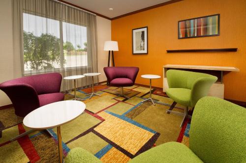 Fairfield Inn & Suites by Marriott Marshall