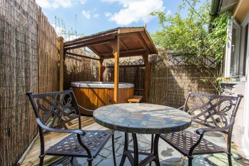 Moss Grove Organic - image 12