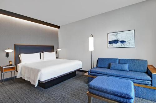 King Room with Sofa Bed