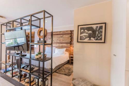 Osma by Wynwood House