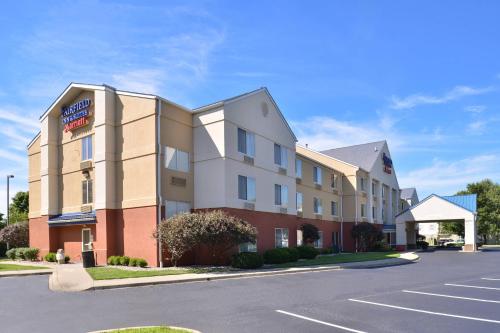 Fairfield Inn & Suites Louisville North