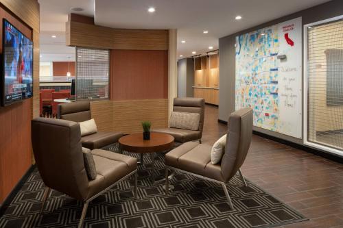 TownePlace Suites Fresno Clovis