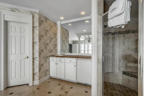 -The Palms (6 Bdrm / 6.5 Bath Sleeps 22) - image 6