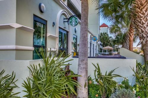 Luxury Caribbean Resort 1209 with Oceanfront Balcony - image 12