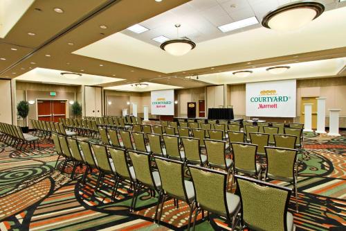 Courtyard by Marriott St. George - image 9